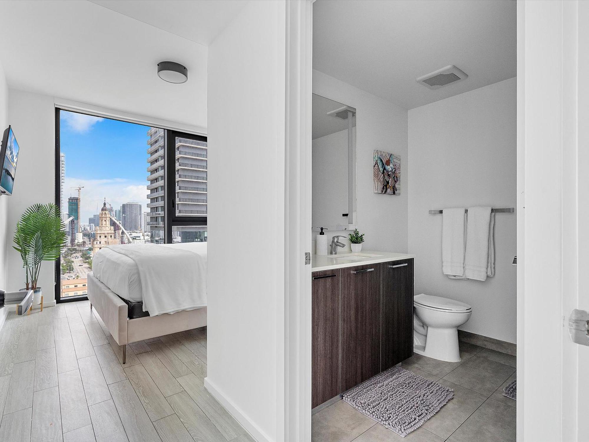 New! X Lounge V - High-rise With Rooftop Pool In Downtown *