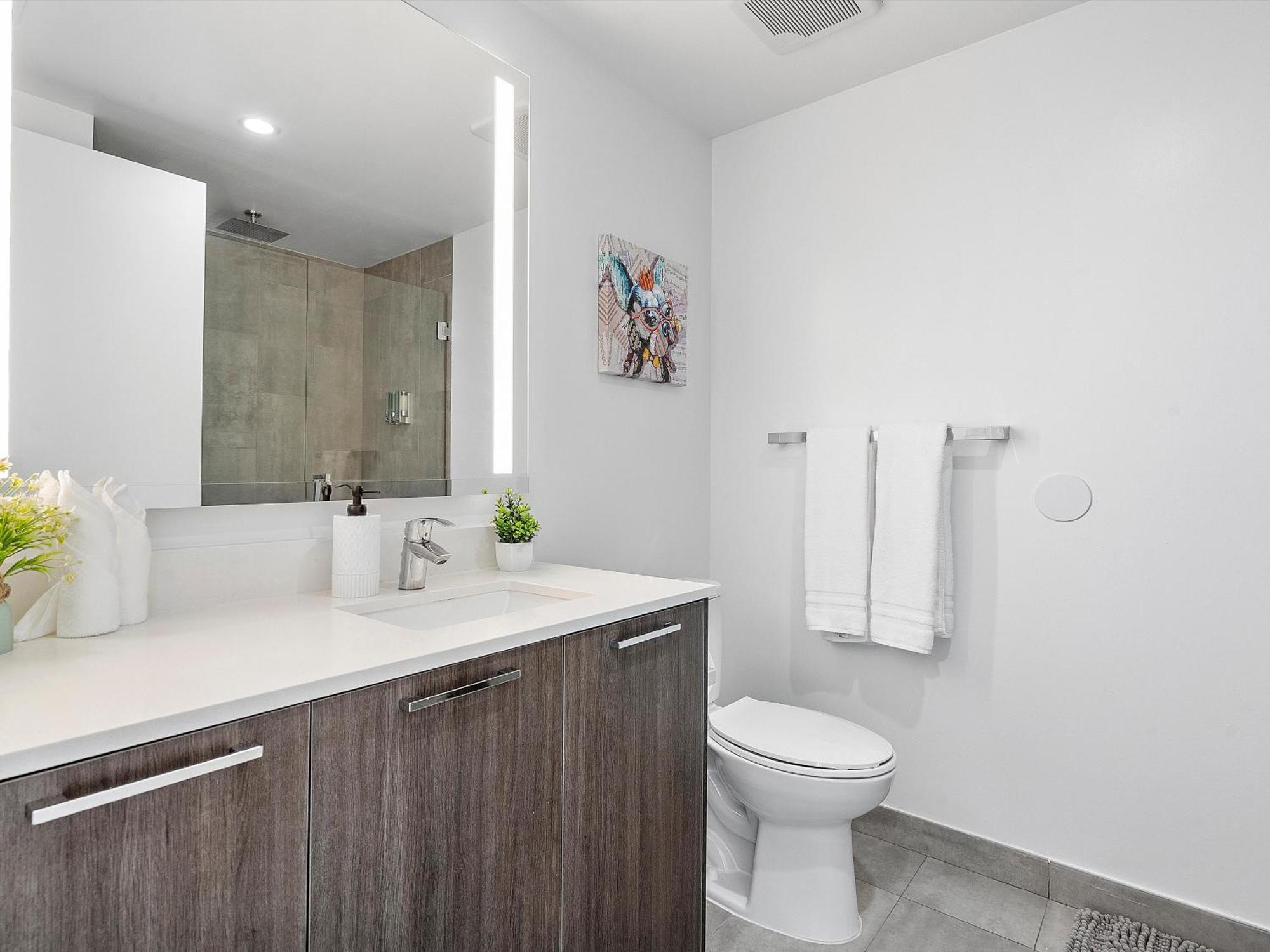 New! X Lounge V - High-rise With Rooftop Pool In Downtown Aparthotel