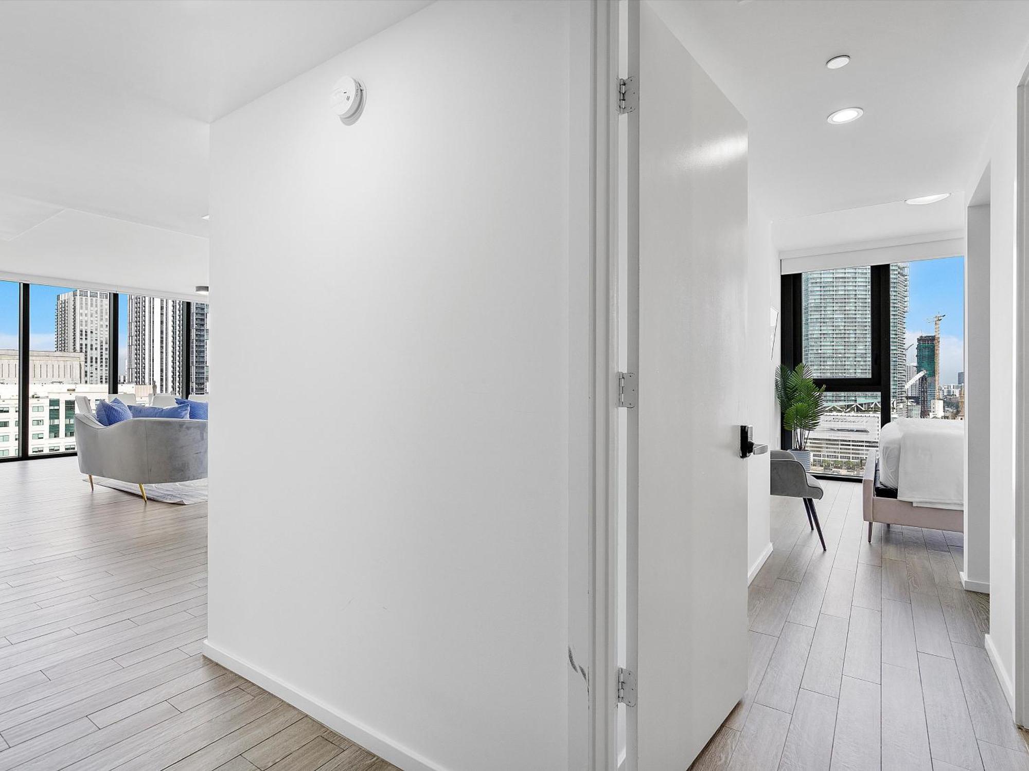 New! X Lounge V - High-rise With Rooftop Pool In Downtown Aparthotel Miami